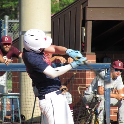 LOlsasky's profile picture. udale 28 ⚾️🏀