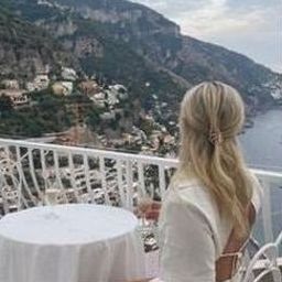 Be a girl with a mind, a woman with attitude, and a lady with class.