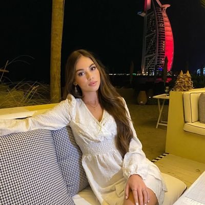 My eyes are on the world, and my heart is with every culture. I value human connection and everything that makes us truly human 💫 Travel is my story 🌍🇦🇪