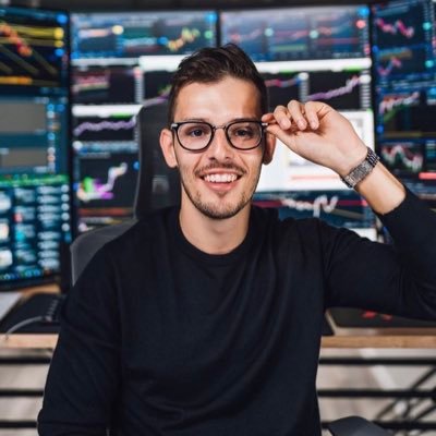 Full-time Forex Trader | Mentor to aspiring traders | Charting paths to profits | Follow for strategies & market insights | #ForexTrading #Pips