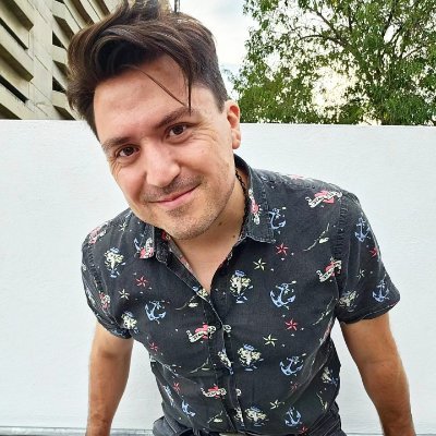 Desde Guadalajara, hablo de cine, cultura pop y entretenimiento con un toque de nostalgia.