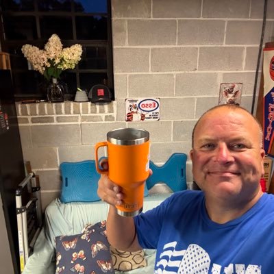 Mental Health,Friendships💛Clemson🏈 Hobbies;Sports Photography, Bourbon.