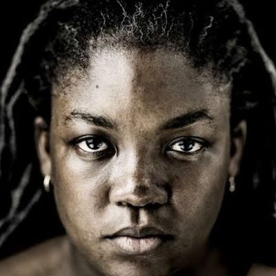 Féministe congolaise 🇨🇩 engagée pour l'égalité et la justice ⚖️ Pour un Congo où les droits des femmes sont des priorités politiques.