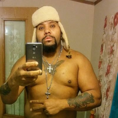 DemontT82805's profile picture. I'm  50, single black  straight male,I'm employed, I have one grown daughter and two grandson,I never been married..I'm disease free..I'm honest ,passionate .