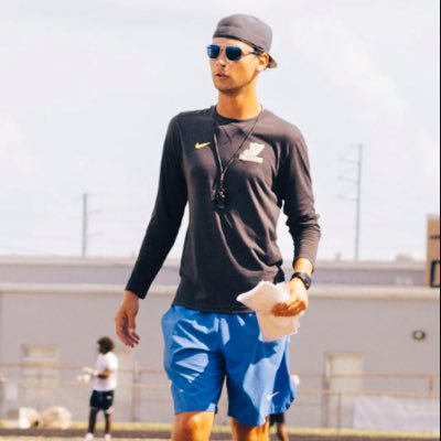 Ball Coach at Jefferson HS| QB Trainer at The Stable| Massive Nerd #MOB #SWAT @JBOYS_FOOTBALL