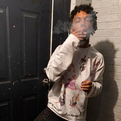 ykheemhoe's profile picture. 