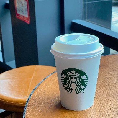 coffee_kom's profile picture. 世界のどこかで迷うのも、本の中で道を見つけるのも好き
🇺🇦 🇮🇩 🇳🇴 🇦🇷 🇹🇷 🇪🇬 🇨🇿