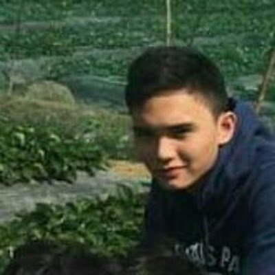 rapquinones's profile picture. Tech Nerd