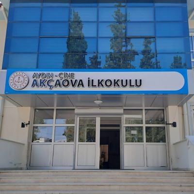 Akçaova İlkokulu Resmi Twitter Hesabıdır. Okul etkinliklerini , çalışmalarını paylaşım amaçlı oluşturulmuştur.