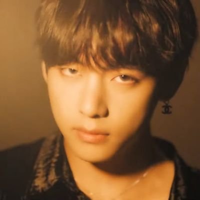 sugaaasworld's profile picture. LOVE YOURSELF ~
Capricorn ♑
unserious me