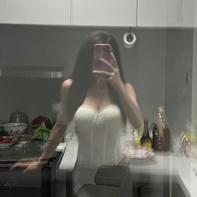 lssai555's profile picture. 老号被封 新号起锚 男女共用号 假夫妻和套路骗子勿扰哦