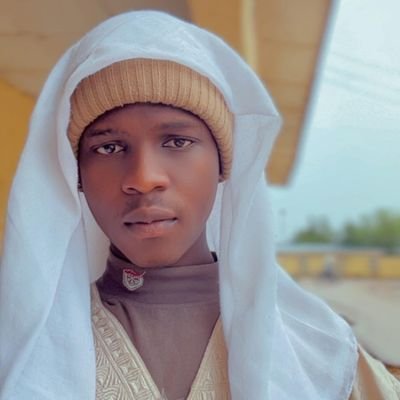 An abusite Chemical engineer 😘
an-nahwiy
(أولو البر والإحسان والصبر والتقىٰ،
أولــٰٓـئك أهــل الـلـه والصفــوة الملأ.