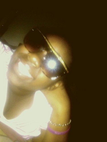 14 years old. Freshmen. Vocal Major. Love to sing. I love God. Music is life ! : )