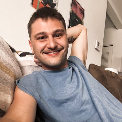 (He/him) 30. Dog dad. Horror film fanatic. Can speak in fluent movie quotes 🏳️🌈 Kennel Tech 🐶🐾