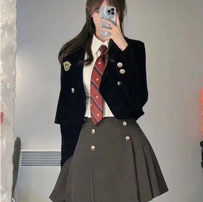 はじめまして!(^ω^)フォロー待ってるね〜DMで話そう!💗❣独身で、友達を探しています(。・ω・)ノ゙お話しましょうか?どうぞよろしくお願いします! 🙏(^∀^)