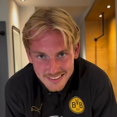 upsi ich verliere mich (weil Julian Brandt) | priv: @harveyscurls