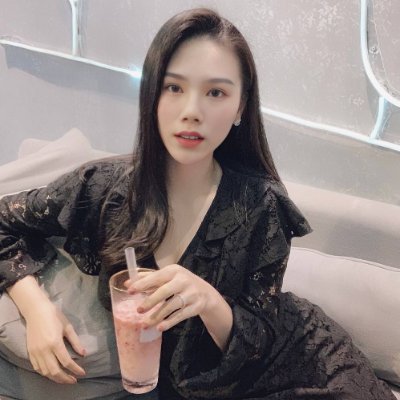 okyaaadoo's profile picture. Moody 😜