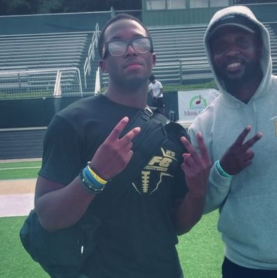 2025Grad |RB|ILB-DE |EMAIL:tundracreator2@gmail.com
phone470-579-8976|3.0GPA
#NCAA 2404266685 #AGTG #Football #Prospect #RecruitGeorgia #JUCO #NAIA