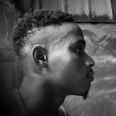 Born in Lagos, Kaduna bred, Nigerian 🇳🇬
Photographer, Theological Teaser and a Music Minister.
For invitations (robinsonbenjaminsunday@gmail.com)