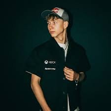 claassic71's profile picture. player  for. || ??