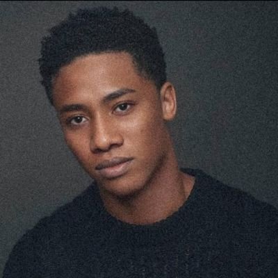 the_milesinfo's profile picture. Prompt: Supercharge businesses with the power of artificial intelligence and automation