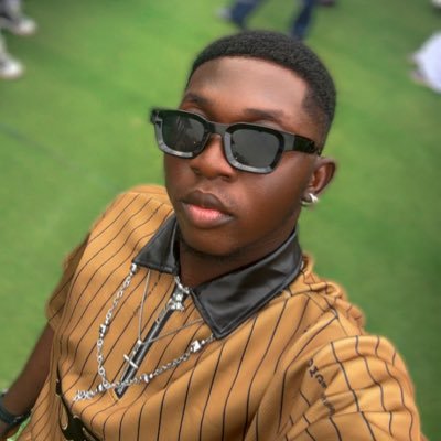 Content Creator • Mobile Videographer🎥 • Music Enthusiast • @temsbaby biggest fan