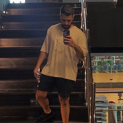 #MBS 🇸🇦| MBBS #KAUH | self made millionaire | 71% of the content is sarcastic | Urology | MDD🤍