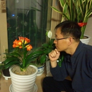 has119co's profile picture. 진리는 존재한다. 나의 주 예수님. 대한민국 시대정신은 자유민주주의와 평화통일 그리고 국민통합. 약자와 소수자(장애인,아동,노인,여성,농어민,비정규직 등)에 대한 배려가 우리 사회의 격을 가름하는 척도. 자유로운 의견 인정. 욕하고 편가르는 사람들 싫어함. 금연과 장애관련 모임 운영.