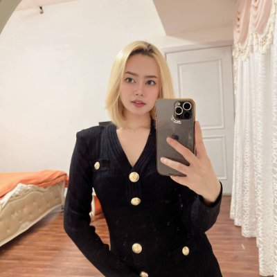 👗 Fashion Designer | Redefining Elegance with Every Design 💫
From sketch to runway, I strive to create fashion that empowers and inspires🚫PORN