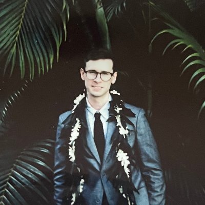 doctor of astronomy, postdoc at yale • uw → nasa → u of hawaiʻi → yale • also I watch a lot of movies • he/him