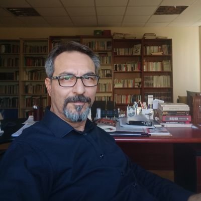 Sevgi, çalışma ve bilgi yaşamımızın tükenmez kaynaklarıdır. Dolayısıyla yaşamı onların yönetmesi gerekir.
(Wilhelm Reich, Dinle Küçük Adam)