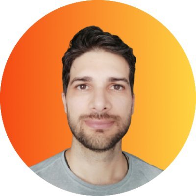 Construo sistemas que devolvem a liberdade aos anfitriões. Criador da Sparkhost e consultor no maior channel manager do mundo, Lodgify. O segredo para o sucesso