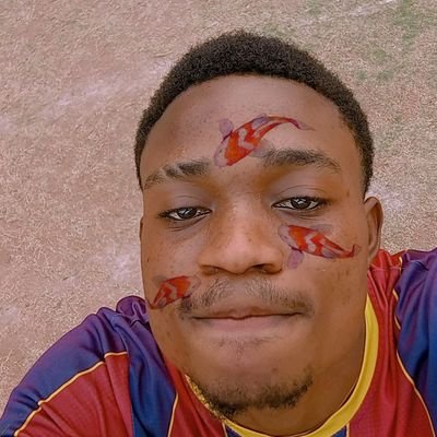 Frizzy930215395's profile picture. make who na try follow me back na 😭😭😭