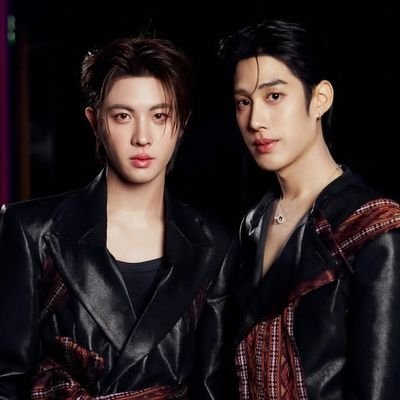 Son fan del mejor grupo Stray kids💞❣️
Son fan los mejores actores TleFirstone ❣️💞