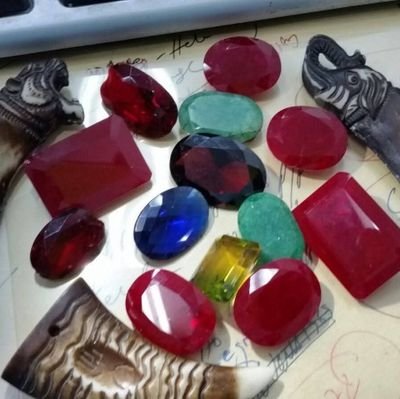 AngelsPereira11's profile picture. 🙄 😤