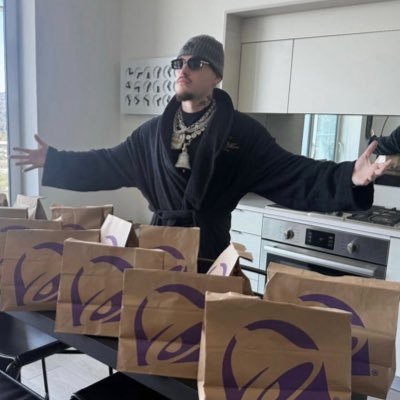 callm3_hd's profile picture. Harry,17,ks,singlë,music producer,has swag and likes video games,nature cool fr,posts about Yeat n more,follow my insta, discord: hd22