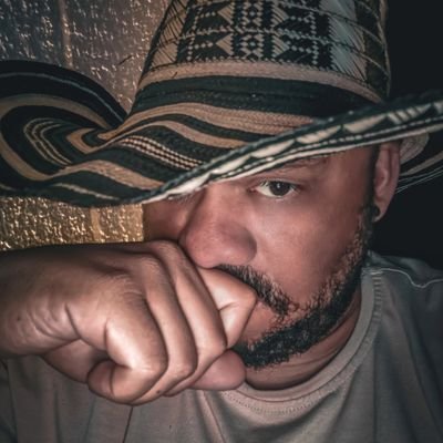 Creador de Contenido Para Adultos con 9 años en la Industria, Manager de Modelos WC.