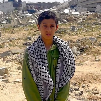 Gaza ✌️
Free Palestine 🇵🇸
From Nohrt gaza 📍
Support, follow, repost, retweet, share
#freepalestine #followback old account suspended 😭