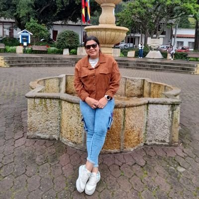 yexnia4's profile picture. 