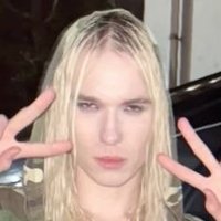 aeris🪽 (@wh1plqsh) 's Twitter Profile