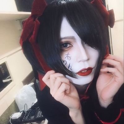 Kitsyass's profile picture. 🇪🇪/🇳🇴.
they them / 20 y. o
Bringing you to the nightmare of the abyss.