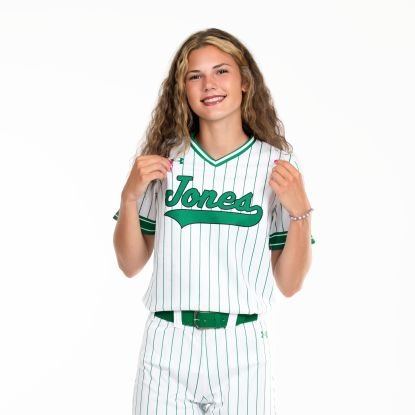 emma_mae025's profile picture. ✝️🥎 / Jones High School / c/o 2027 / 5'8 / Pitcher / 4.0 GPA / National Honor Society