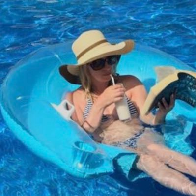 debby_barnfield's profile picture. 