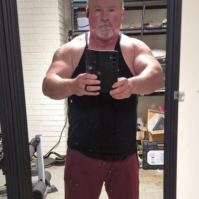 Kenash1973's profile picture. 