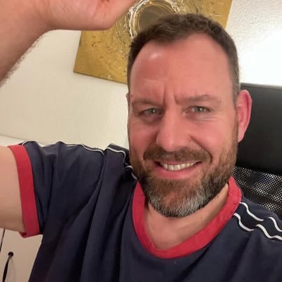 clausfelix000's profile picture. Hard working man