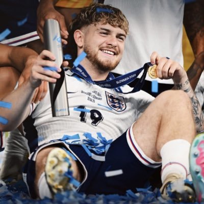 @lfc | don’t take everything i say personally | I follow back | TikTok: lfc.cxcos Champions 24/25