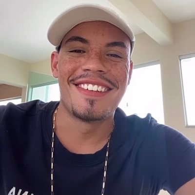 Mas eu tenho muita fé em quem me guia Deus e os orixás, me de sabedoria Epa Baba Oxalá 🤍🕊️Odoya Iemanjá 🩵🌊