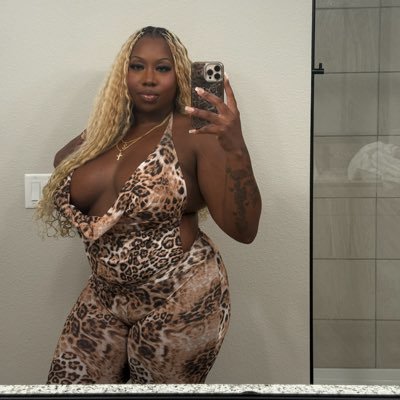 fineassscancer's profile picture. I do hair | 1920🤍