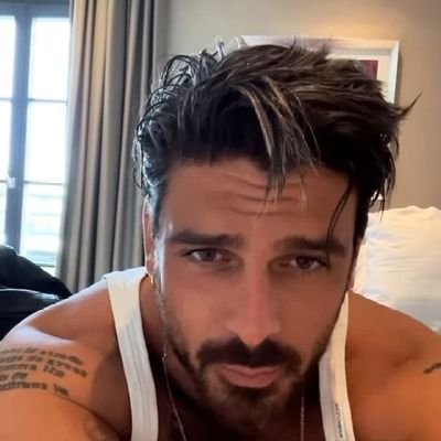 MayBrian75589's profile picture. Actor, singer, model, fashion designer