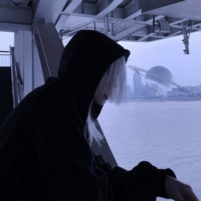日本で一人暮らしをしていて、私を好きになってLINEを追加することができます:https://t.co/tMswBDzg5p